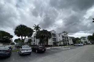 5672 Rock Island Rd, Tamarac, FL 33319 - Photo 1