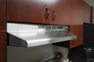 10370 SW 220th St, Cutler Bay, FL 33190 - Photo 5