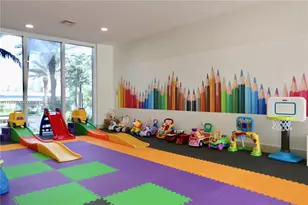 19111 Collins Ave, Sunny Isles Beach, FL 33160 - Photo 3