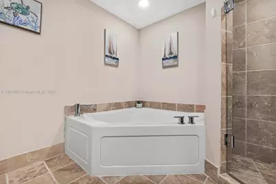 18201 Collins Ave #1408, Sunny Isles Beach, FL 33160 - Photo 7