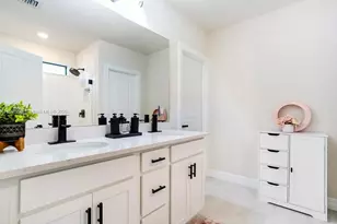 2940 Shortleaf Ave, Lauderdale Lakes, FL 33311 - Photo 13