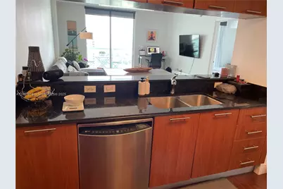 1800 N Bayshore Dr #2106, Miami, FL 33132 - Photo 29