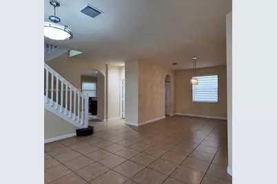 8618 W 33rd Ave #8618, Hialeah, FL 33018 - Photo 5