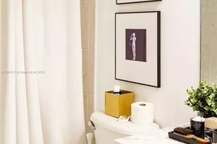 950 Brickell Bay Dr, Miami, FL 33131 - Photo 27