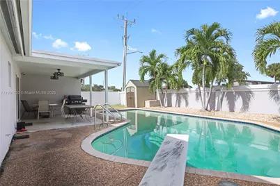 7829 NW 3rd Pl, Margate, FL 33063 - Photo 29