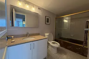 1000 Parkview Dr, Hallandale Beach, FL 33009 - Photo 9