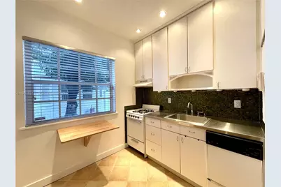 1307 Euclid Ave #2, Miami Beach, FL 33139 - Photo 9