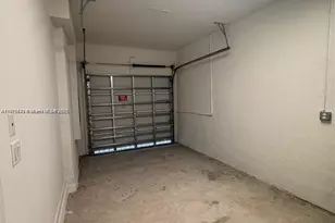 2771 SE 25th Ave, Homestead, FL 33035 - Photo 9