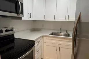 5050 NW 7th St, Miami, FL 33126 - Photo 7