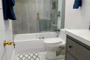 5005 Collins Ave, Miami Beach, FL 33140 - Photo 3