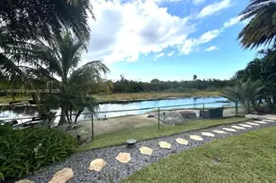 1350 NW 166th Ave, Pembroke Pines, FL 33028 - Photo 17
