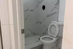 6190 W 19th Ave, Hialeah, FL 33012 - Photo 21