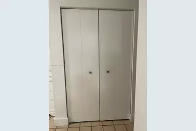 6190 W 19th Ave #303, Hialeah, FL 33012 - Photo 17