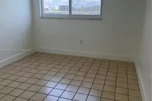 6190 W 19th Ave, Hialeah, FL 33012 - Photo 15