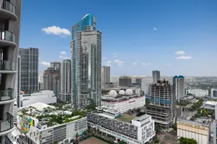 1040 Biscayne Blvd, Miami, FL 33132 - Photo 9