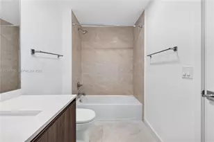 488 NE 18th St, Miami, FL 33132 - Photo 29