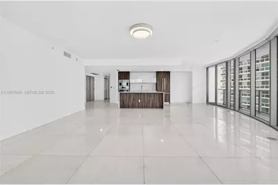 488 NE 18th St #1815, Miami, FL 33132 - Photo 3