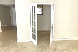 5255 Collins Ave, Miami Beach, FL 33140 - Photo 5