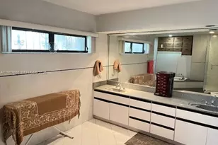 204 191st St, Sunny Isles Beach, FL 33160 - Photo 25