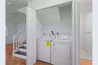 6205 Kendale Lakes Cir #290, Miami, FL 33183 - Photo 15