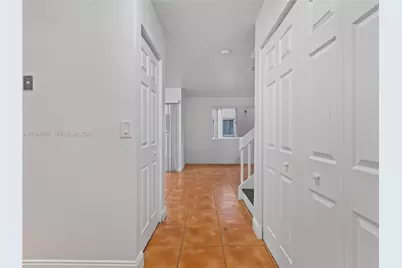 6205 Kendale Lakes Cir #290, Miami, FL 33183 - Photo 11