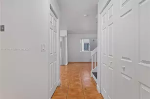 6205 Kendale Lakes Circle, Miami, FL 33183 - Photo 11