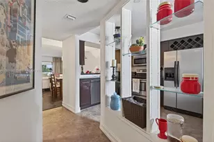 2206 S Cypress Bend Dr, Pompano Beach, FL 33069 - Photo 3