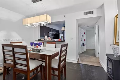 2206 S Cypress Bend Dr #301, Pompano Beach, FL 33069 - Photo 7