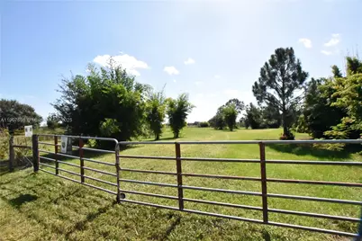 18036 NW 272, Okeechobee, FL 34972 - Photo 11