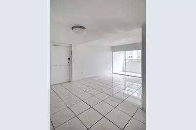 750 NW 43rd Ave #308, Miami, FL 33126 - Photo 7