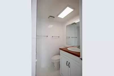 750 NW 43rd Ave #308, Miami, FL 33126 - Photo 23