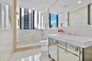 17475 Collins Ave, Sunny Isles Beach, FL 33160 - Photo 25