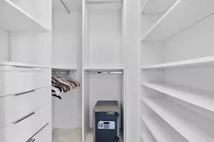 17475 Collins Ave, Sunny Isles Beach, FL 33160 - Photo 19