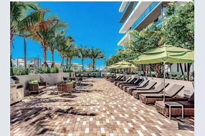 2960 NE 207th St Apt 912, Aventura, FL 33180 - Photo 13