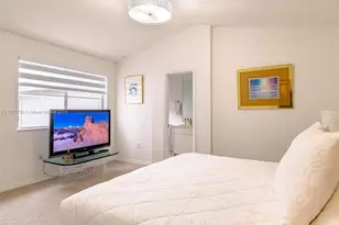 1115 Cherrypalm, Hollywood, FL 33019 - Photo 15