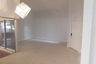 2851 W River Run Cir W, Miramar, FL 33025 - Photo 23