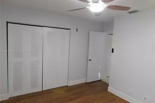 2851 W River Run Cir W, Miramar, FL 33025 - Photo 15