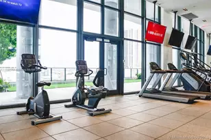 1600 NE 1, Miami, FL 33132 - Photo 21