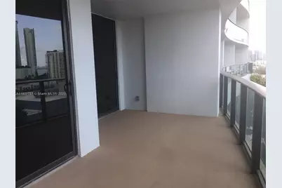 1600 NE 1 #1005, Miami, FL 33132 - Photo 3