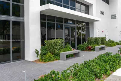 1600 NE 1 #1005, Miami, FL 33132 - Photo 29