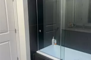 1600 NE 1st Ave, Miami, FL 33132 - Photo 21