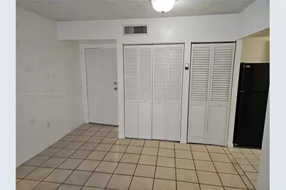 8261 NW 8th St #135, Miami, FL 33126 - Photo 5