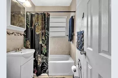 1307 NW 11 Street, Fort Lauderdale, FL 33311 - Photo 33