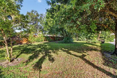15010 Dunbarton Pl, Miami Lakes, FL 33016 - Photo 29