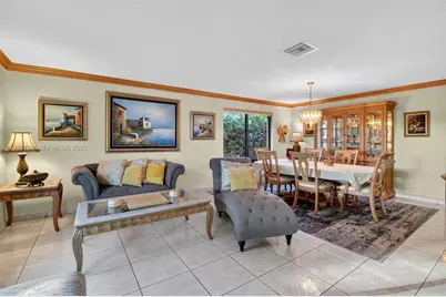 15010 Dunbarton Pl, Miami Lakes, FL 33016 - Photo 13