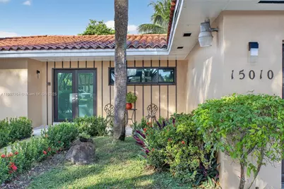 15010 Dunbarton Pl, Miami Lakes, FL 33016 - Photo 33