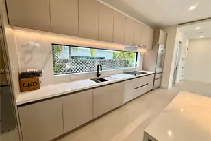 9024 Abbott Ave, Surfside, FL 33154 - Photo 11