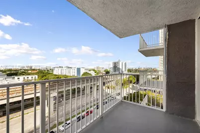 850 N Miami Ave #W-906, Miami, FL 33136 - Photo 9