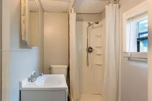 327 SW 20th St, Fort Lauderdale, FL 33315 - Photo 5