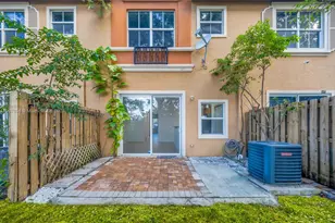 12040 SW 28th St, Miramar, FL 33025 - Photo 17